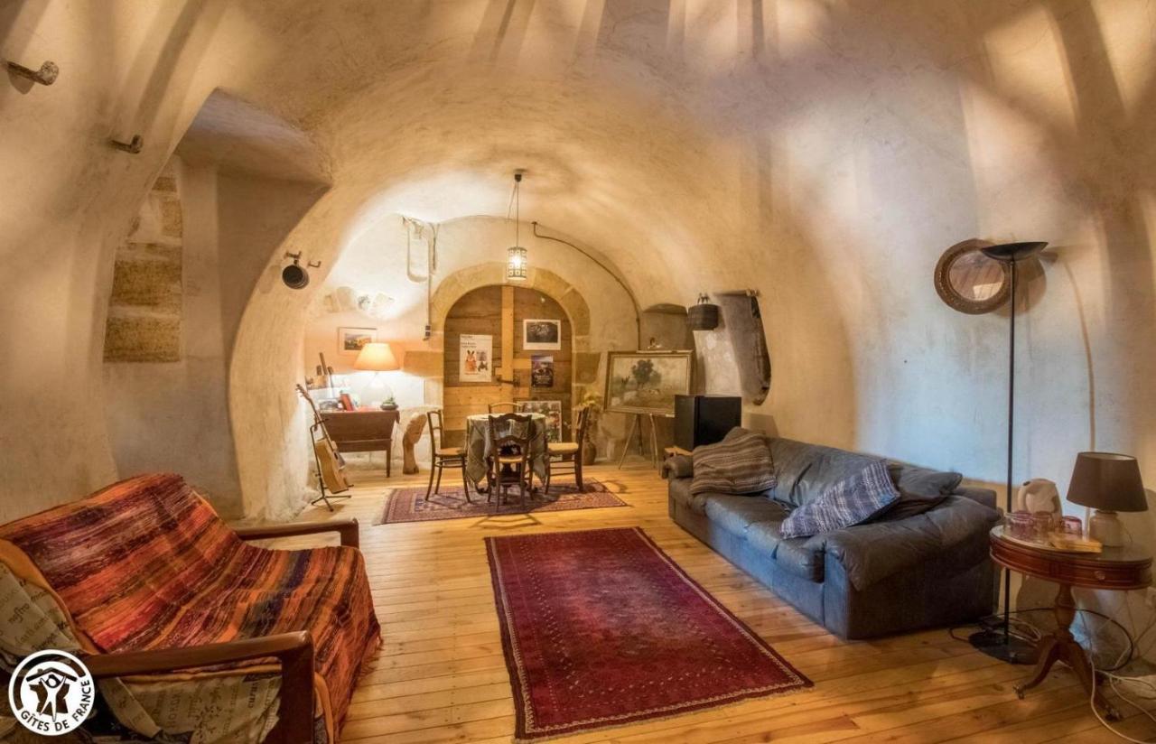 La Maison Des Archers Saint-Saturnin  Exterior photo
